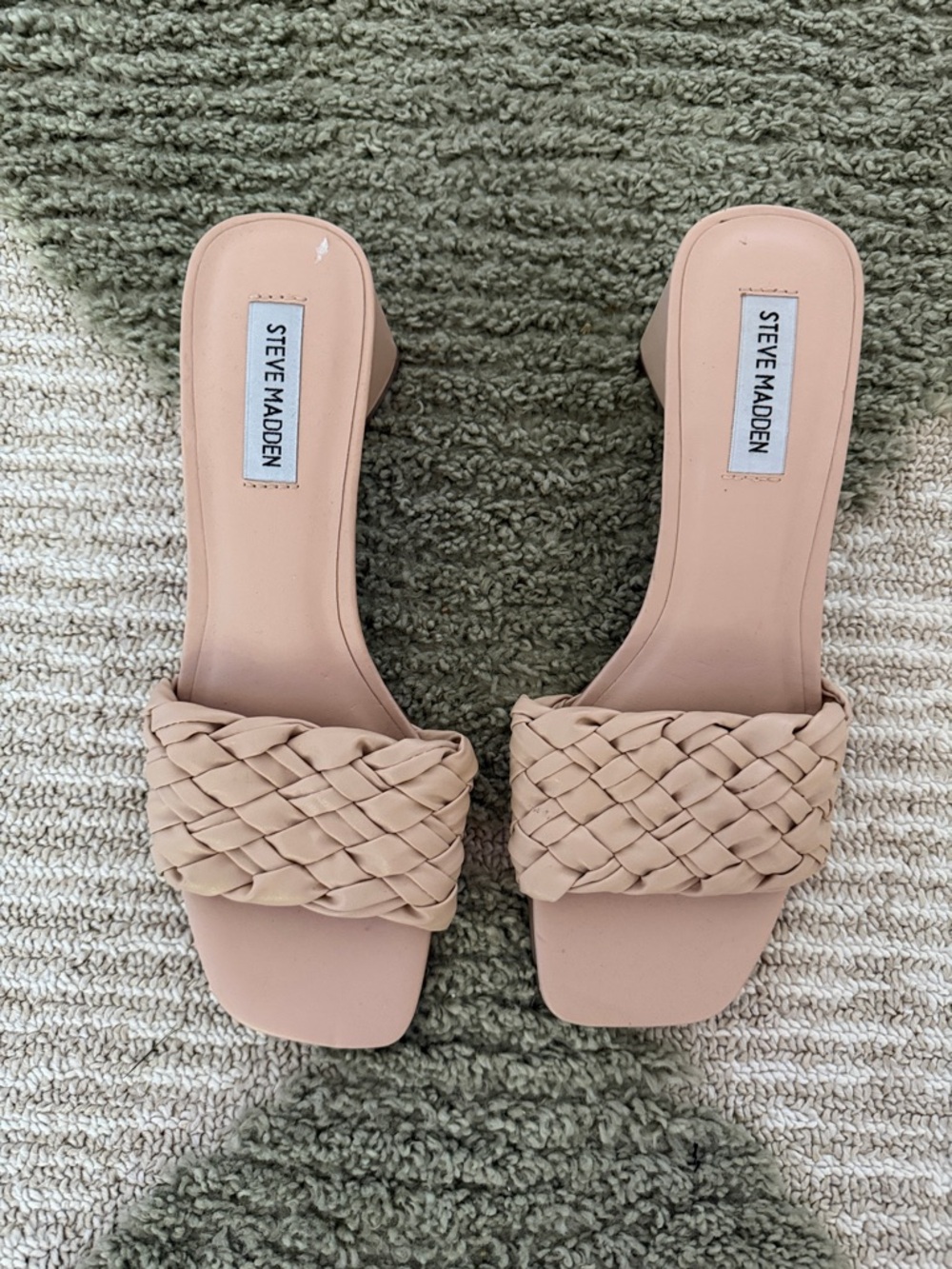 Steve Madden Beige Braided Slide Mules - Picture 2 of 3